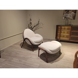 Luna Chair & Ottoman