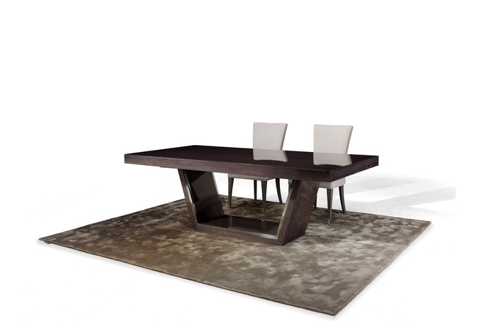 Aria Extension Dining Table